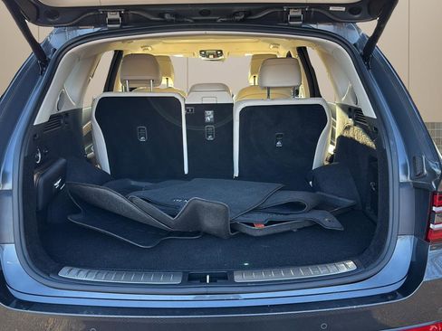 Used 2023 Genesis GV80 2.5T w/ Prestige 20" Package image 14