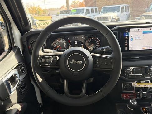 New 2026 Jeep Gladiator Rubicon w/ Steel Bumper Group image 23