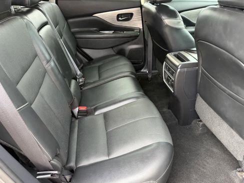 Used 2016 Nissan Murano Platinum w/ Platinum Technology Package FWD image 16