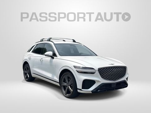Used 2024 Genesis GV70 3.5T Sport w/ Sport Advanced Package AWD/4WD image 6