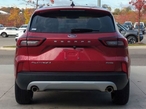 Certified 2023 Ford Escape Platinum w/ Premium Technology Package image 5