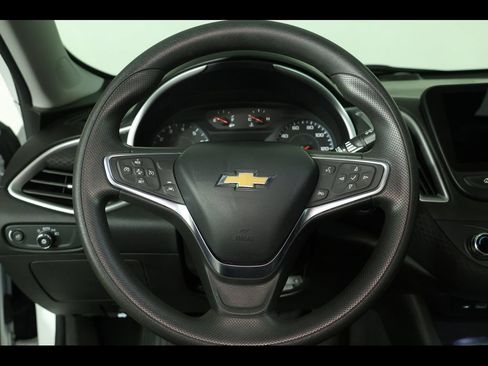 Used 2024 Chevrolet Malibu LT FWD image 21