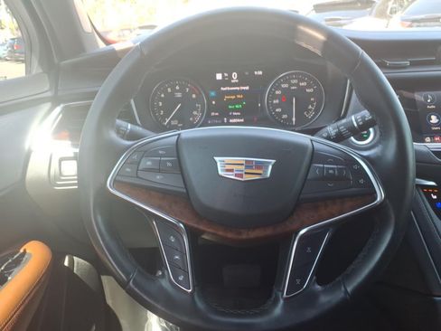 Used 2021 Cadillac XT5 Premium Luxury FWD image 20