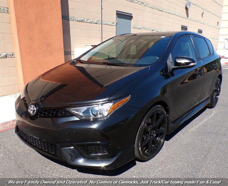 Used 2017 Toyota Corolla iM w/ Carpet Mat Package FWD image 3