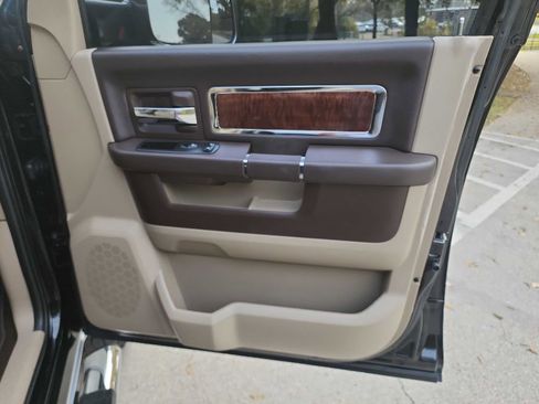 Used 2012 RAM 2500 Laramie w/ Protection Group image 41