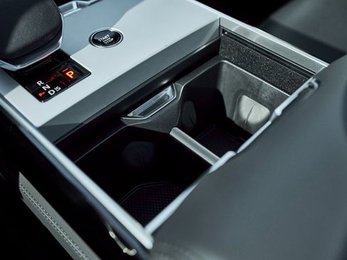 Used 2025 Land Rover Range Rover Long Wheelbase Autobiography image 68