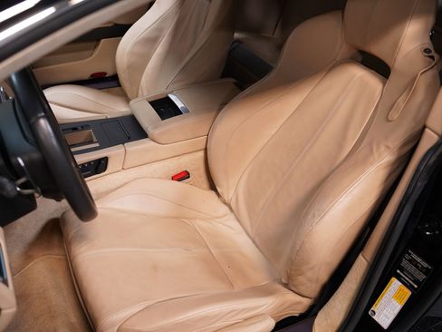 Used 2009 Aston Martin V8 Vantage Coupe image 34