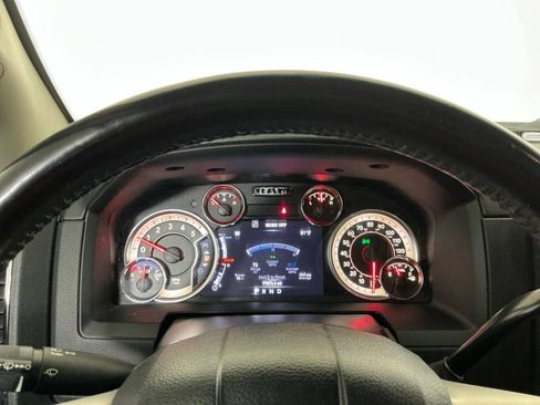 Used 2018 RAM 2500 Laramie w/ Cold Weather Group AWD/4WD image 10