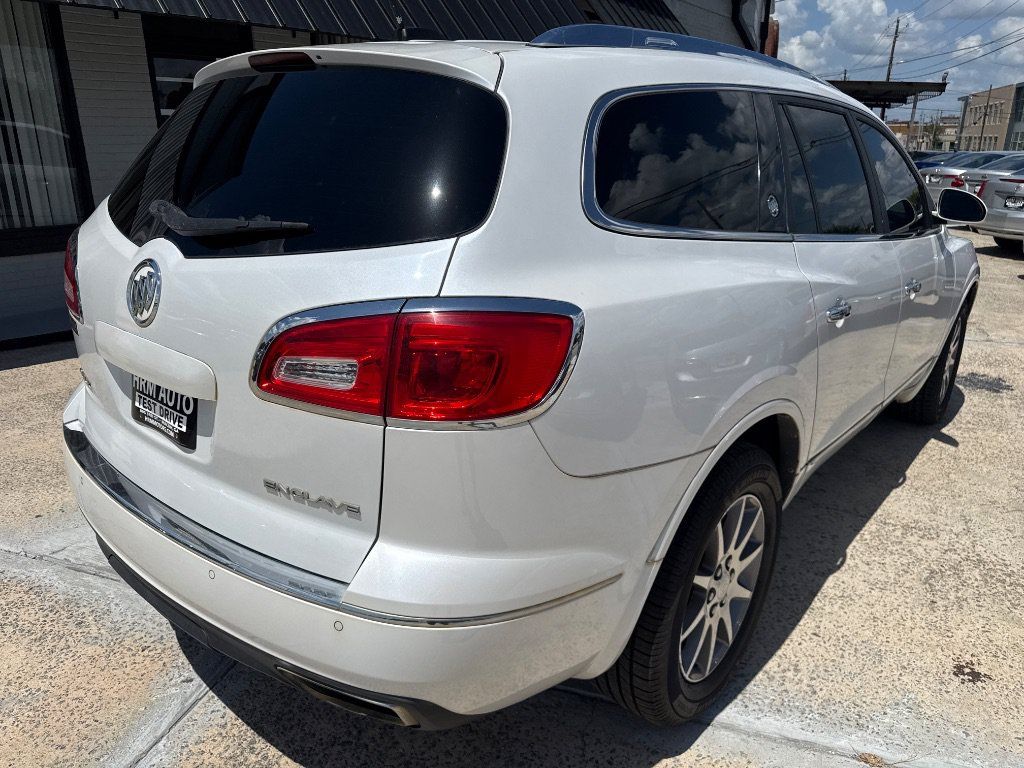 Used 2016 Buick Enclave Leather FWD image 4