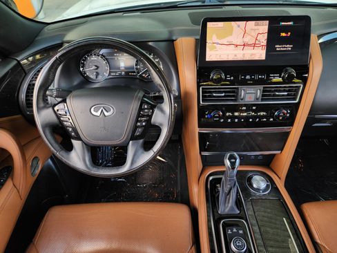 Used 2024 INFINITI QX80 Sensory AWD/4WD image 27