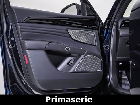 Certified 2023 Maserati Grecale Modena image 26