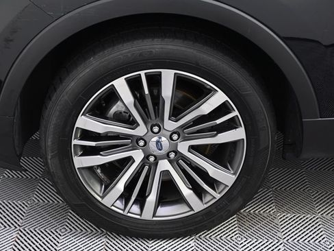 Used 2016 Ford Explorer Platinum AWD/4WD image 19