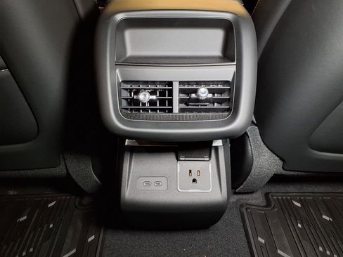 New 2026 Cadillac Lyriq Premium Luxury AWD/4WD image 13