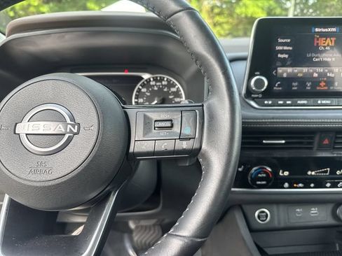 Used 2023 Nissan Rogue SV w/ SV Premium B Package AWD/4WD image 18