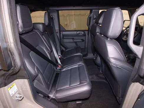 New 2025 Ford Bronco Outer Banks image 13