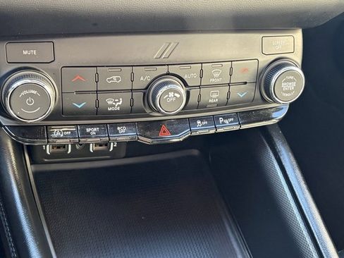 Used 2021 Dodge Durango GT w/ Blacktop Package image 22