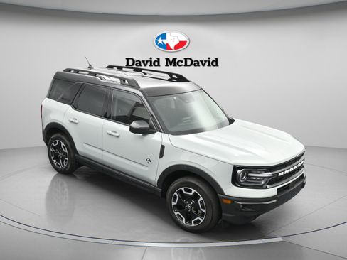 Used 2024 Ford Bronco Sport Outer Banks w/ Tech Package AWD/4WD image 34