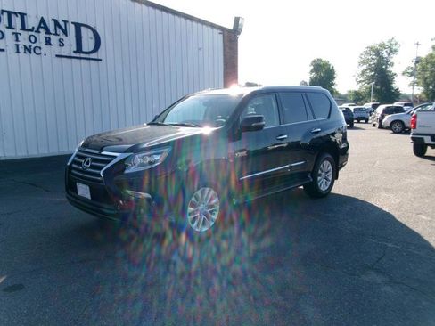 Used 2018 Lexus GX 460 Premium w/ Premium Package AWD/4WD image 2