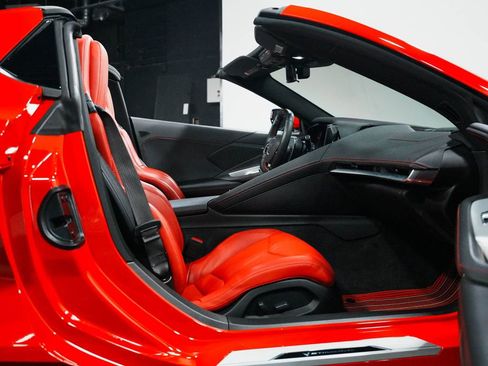 Used 2023 Chevrolet Corvette Stingray Convertible w/ Z51 Performance Package RWD image 34