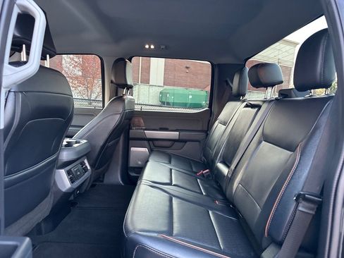 Used 2025 Ford F250 Lariat image 21