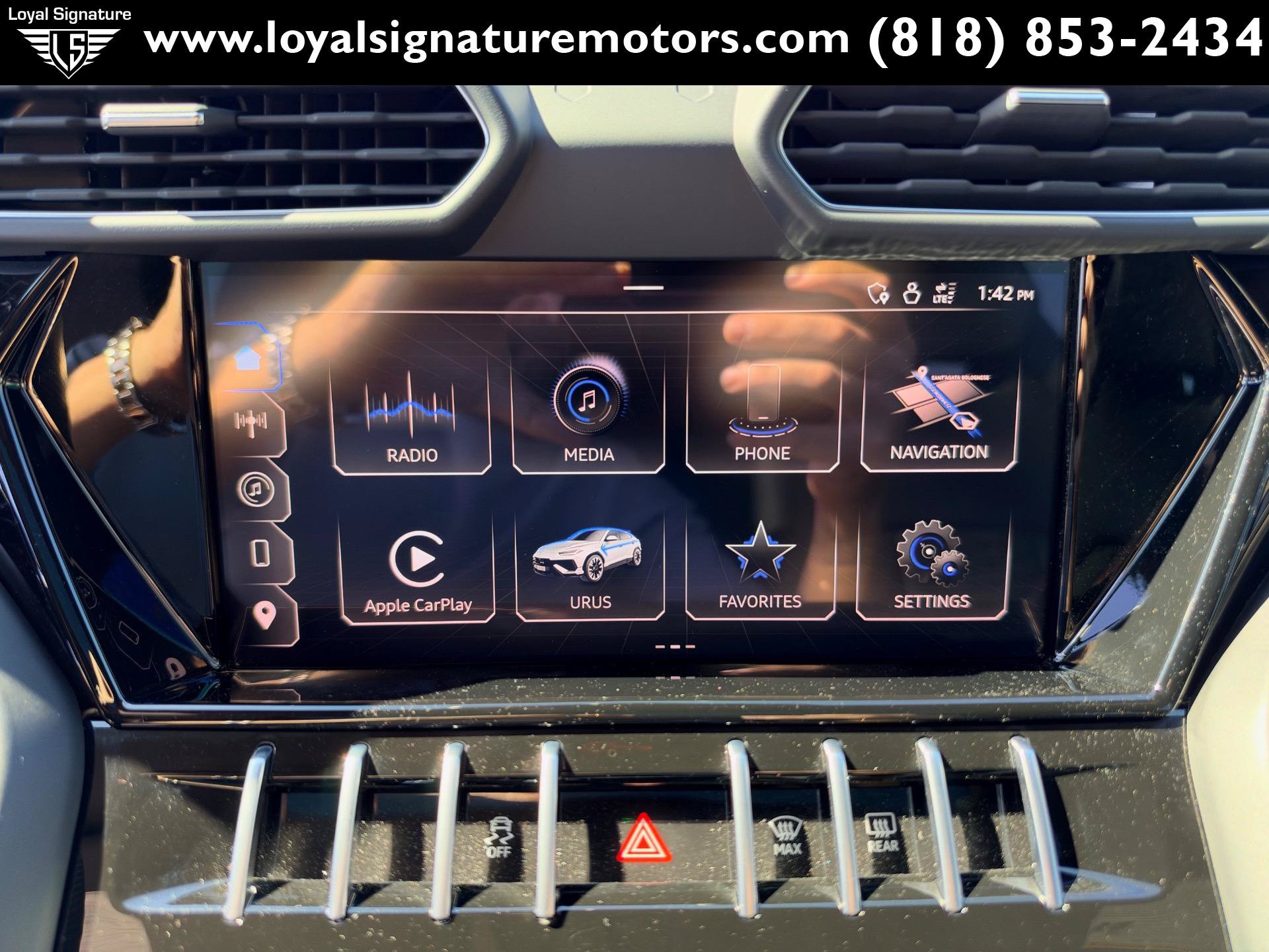 Used 2023 Lamborghini Urus S AWD/4WD image 35