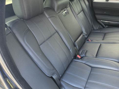 Used 2017 Land Rover Range Rover Supercharged AWD/4WD image 25