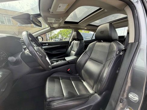 Used 2022 Nissan Maxima SL image 14