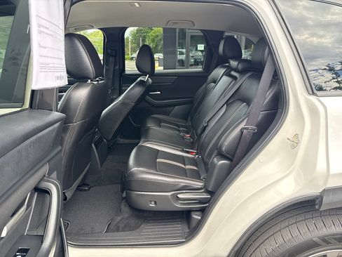 Used 2025 MAZDA CX-90 3.3 Turbo w/ Select Package AWD/4WD image 30