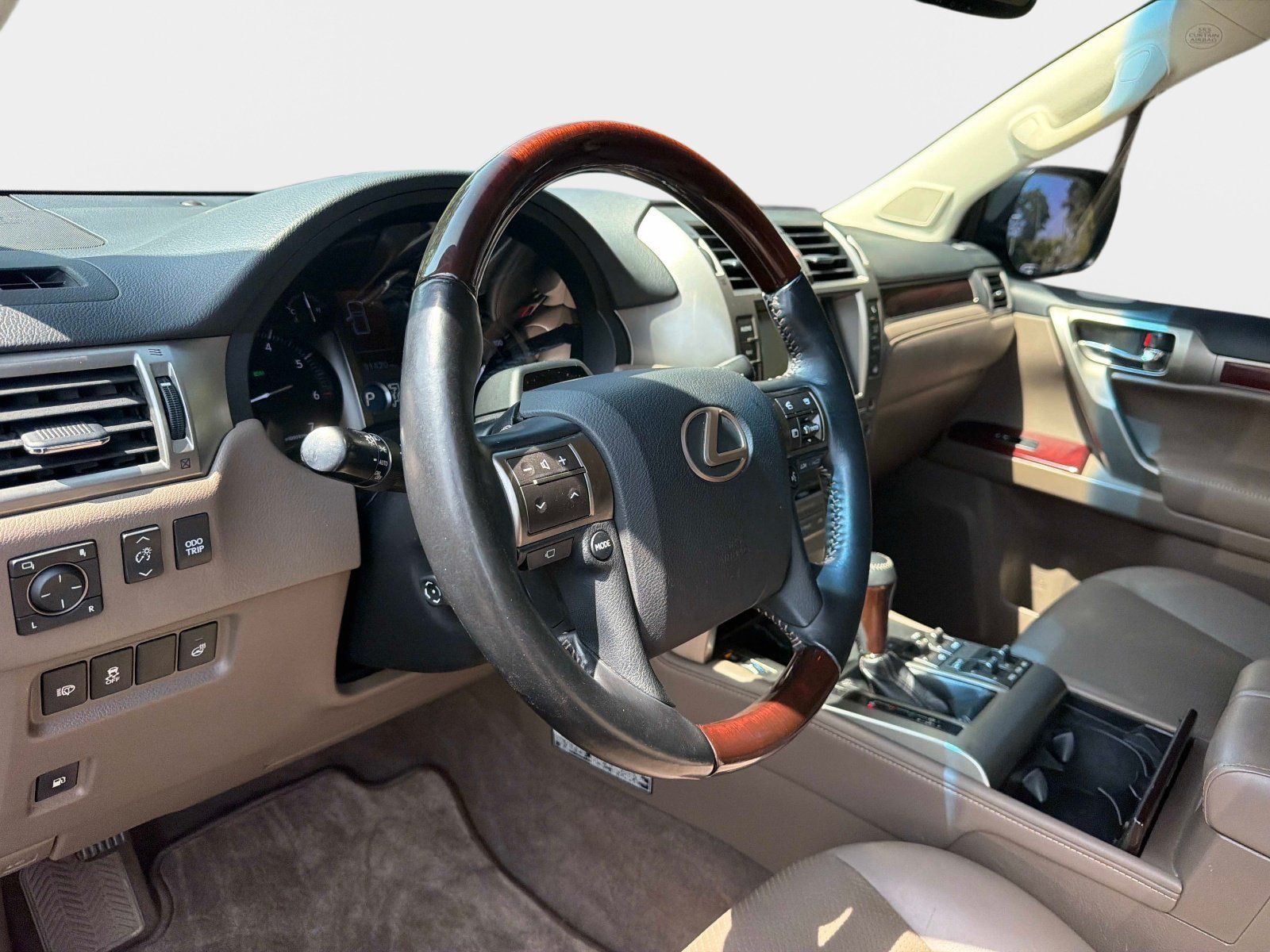 Used 2019 Lexus GX 460 Luxury AWD/4WD image 20
