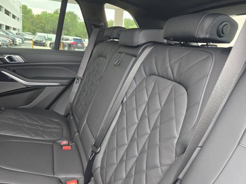 New 2026 BMW X5 xDrive40i w/ M Sport Package AWD/4WD image 12