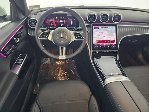 Used 2025 Mercedes-Benz C 300 Sedan image 18