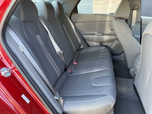 New 2025 Hyundai Elantra Sport image 27