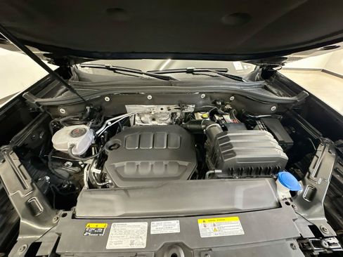 Used 2026 Volkswagen Atlas Cross Sport SE AWD/4WD image 35