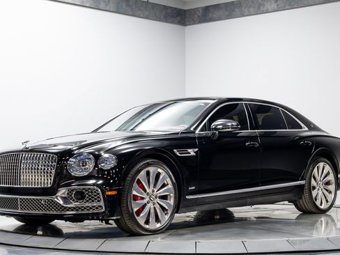 Used 2020 Bentley Flying Spur W12 w/ First Edition Specification image 2