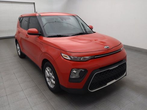 Used 2020 Kia Soul S FWD image 13