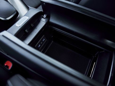 Used 2024 Mercedes-Benz AMG GT 63 image 60