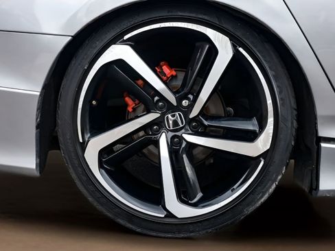 Used 2019 Honda Accord Sport image 39