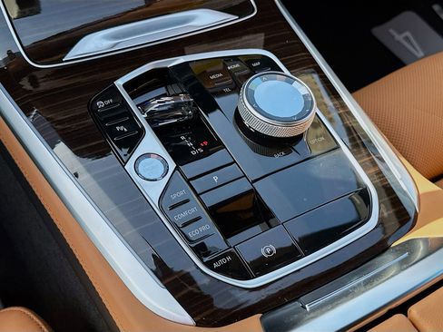 New 2026 BMW X5 sDrive40i w/ Executive Package RWD image 14