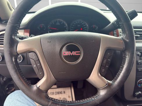Used 2014 GMC Yukon XL SLT AWD/4WD image 11