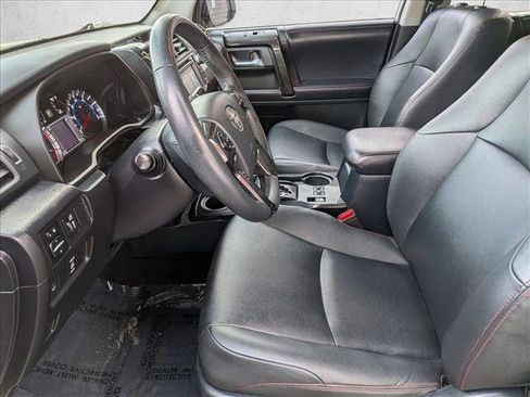 Used 2019 Toyota 4Runner TRD Off-Road Premium image 11