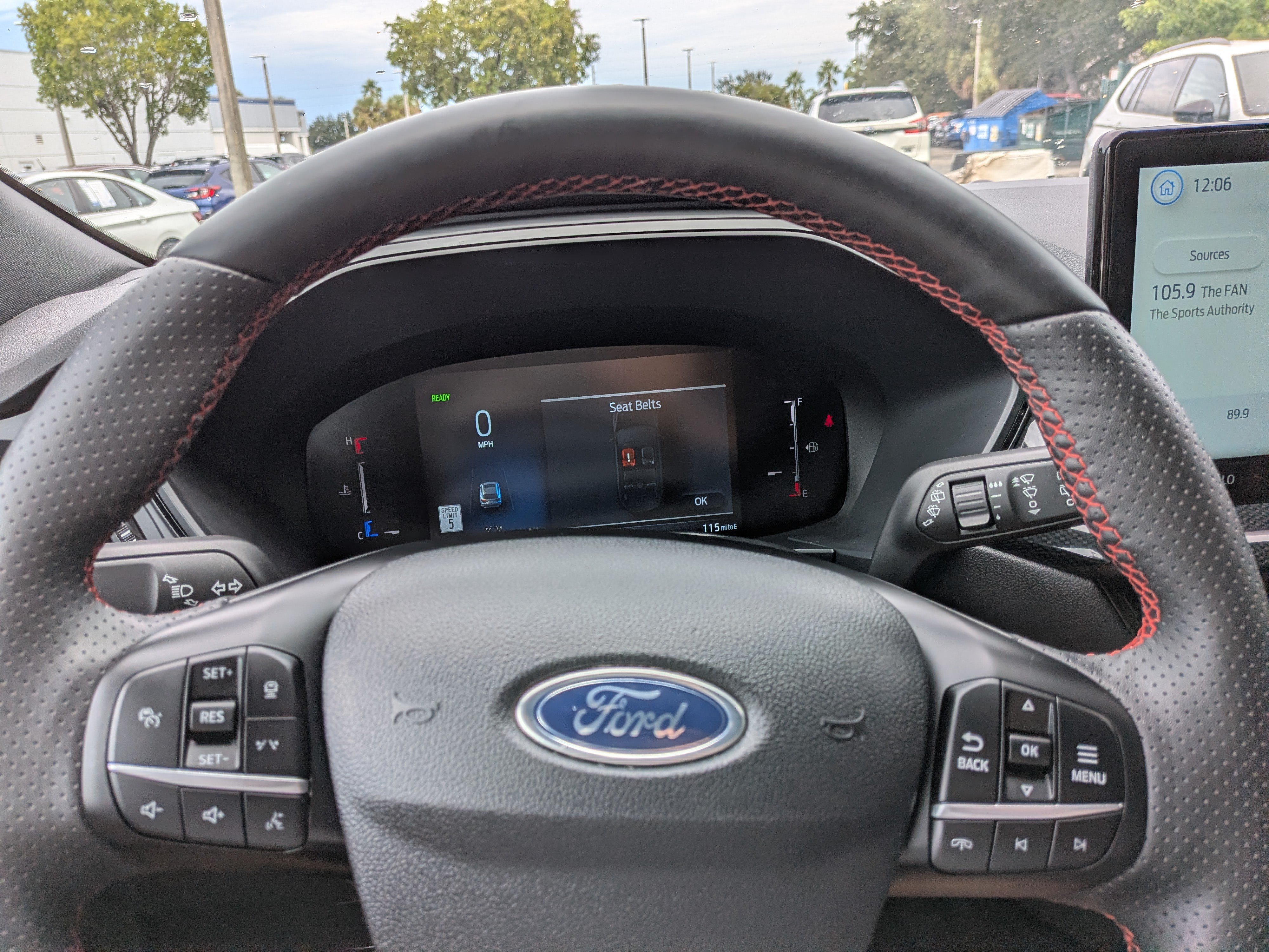 Used 2025 Ford Escape ST-Line w/ Equipment Group 301A FWD image 26