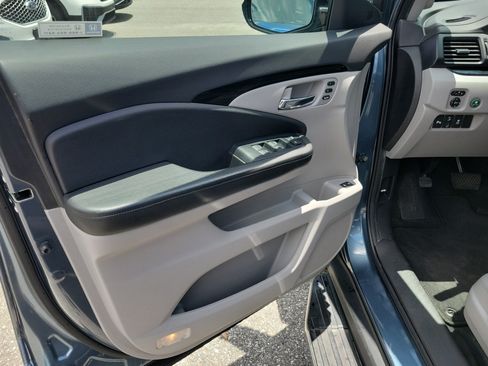 Used 2020 Honda Pilot Touring image 16