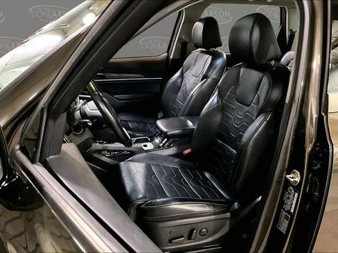 Used 2022 Kia Telluride SX w/ SX Prestige Package AWD/4WD image 13