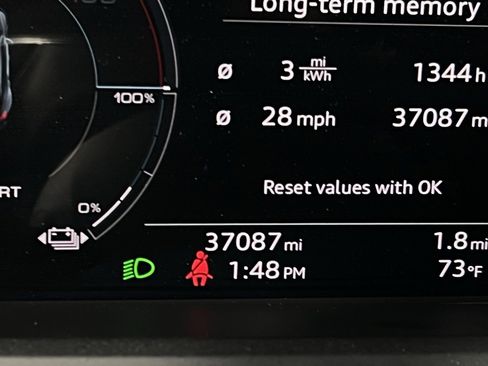 Used 2022 Audi e-tron GT Premium Plus image 20