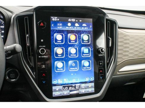 Used 2025 Subaru Forester Premium w/ Convenience Package #2 image 26