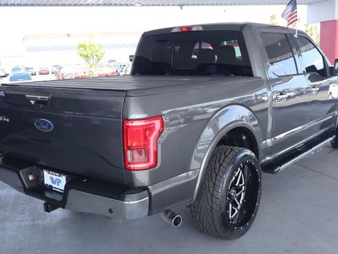 Used 2017 Ford F150 Lariat RWD image 5