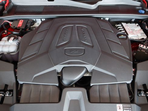 New 2026 Porsche Cayenne image 23