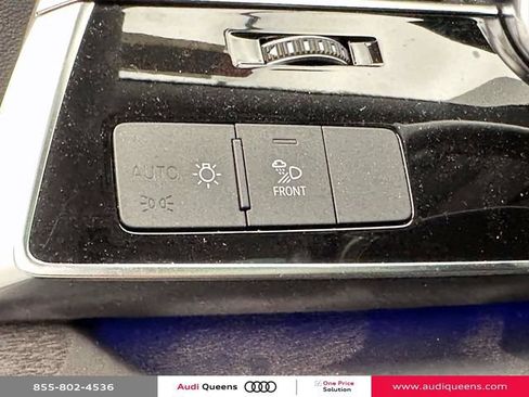 Used 2023 Audi Q8 Premium Plus w/ Premium Plus Package AWD/4WD image 25