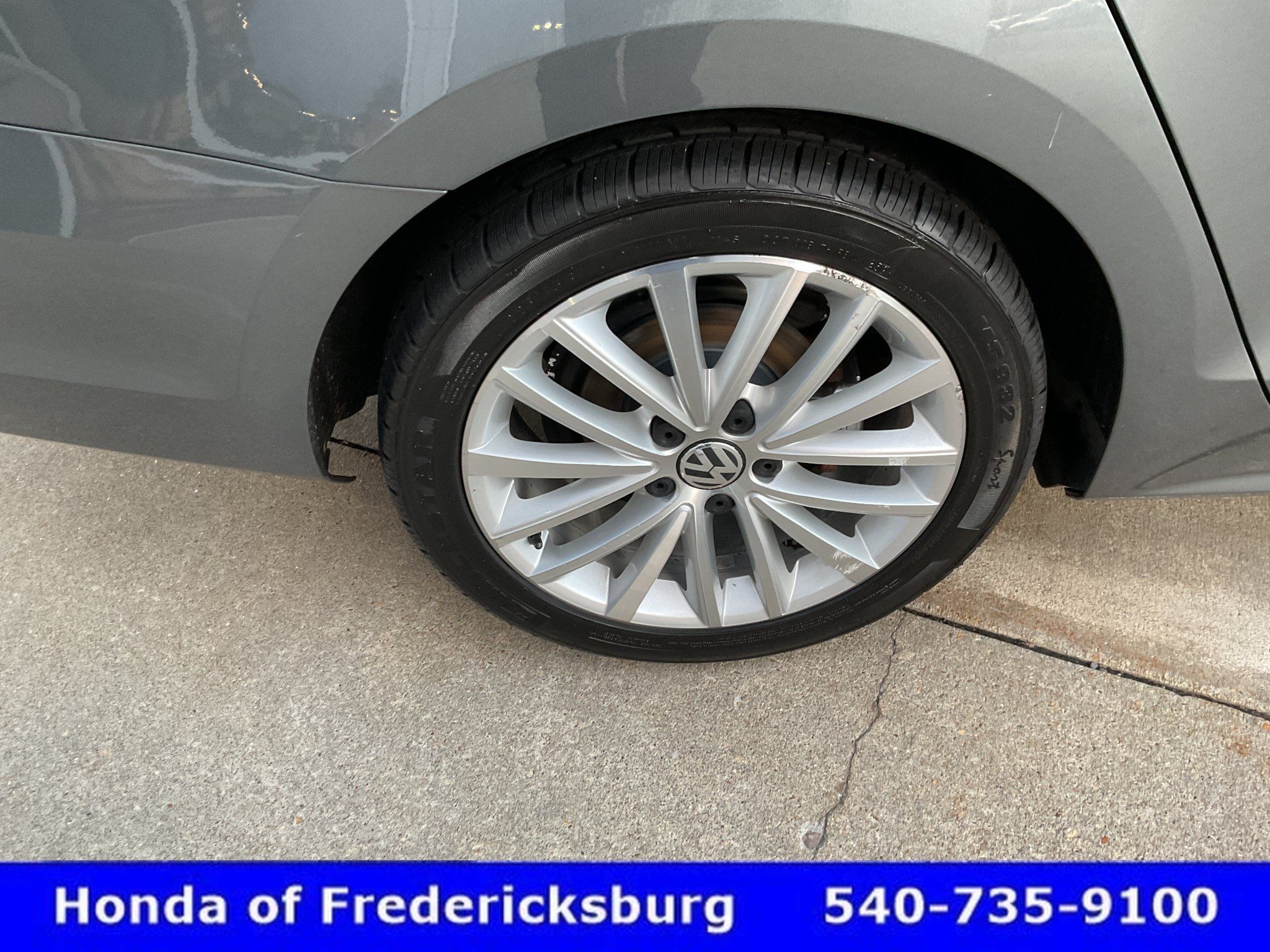 Used 2015 Volkswagen Jetta SE FWD image 14