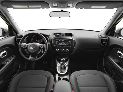 Used 2018 Kia Soul w/ Convenience Package FWD image 11